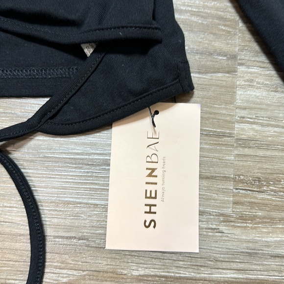 SheIn Cropped Long-sleeve - Picture 3 of 6